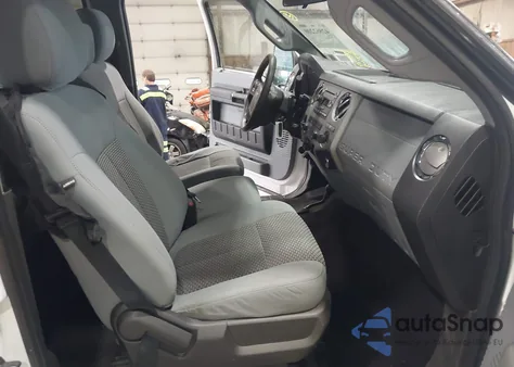 2014 Ford F-250 Xlt из США, поврежденный, VIN 1FT7W2BT9EEA16286